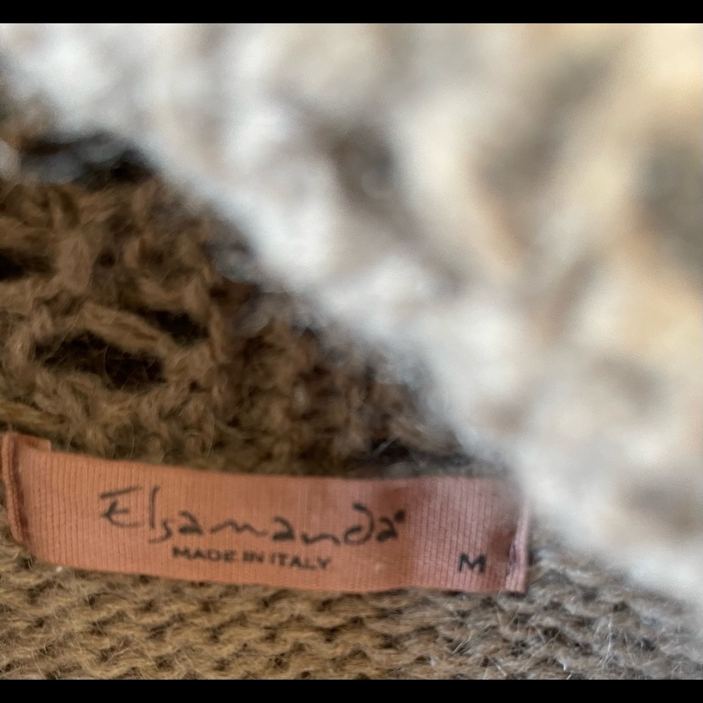 Sweater - Picture 2 of 3